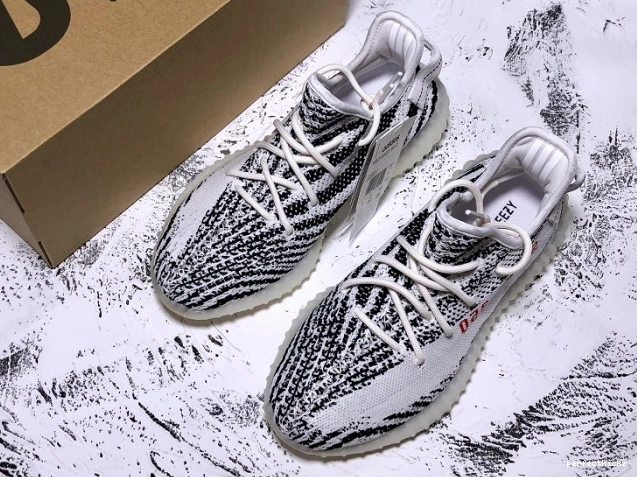 350 White Adidas Yeezy V2 CP9654 Black Zebra Boost 0805
